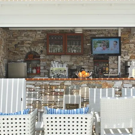 Antoniadis Apartman *